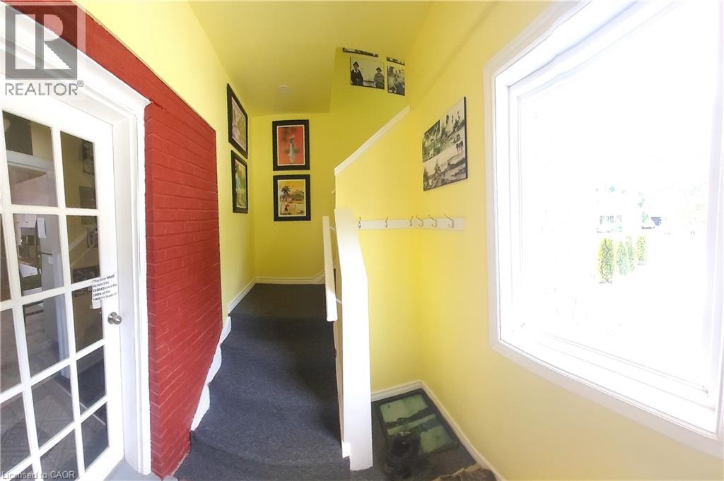 16 Forest Hill Road, St. Catharines, Ontario  L2R 3T7 - Photo 40 - 40827121