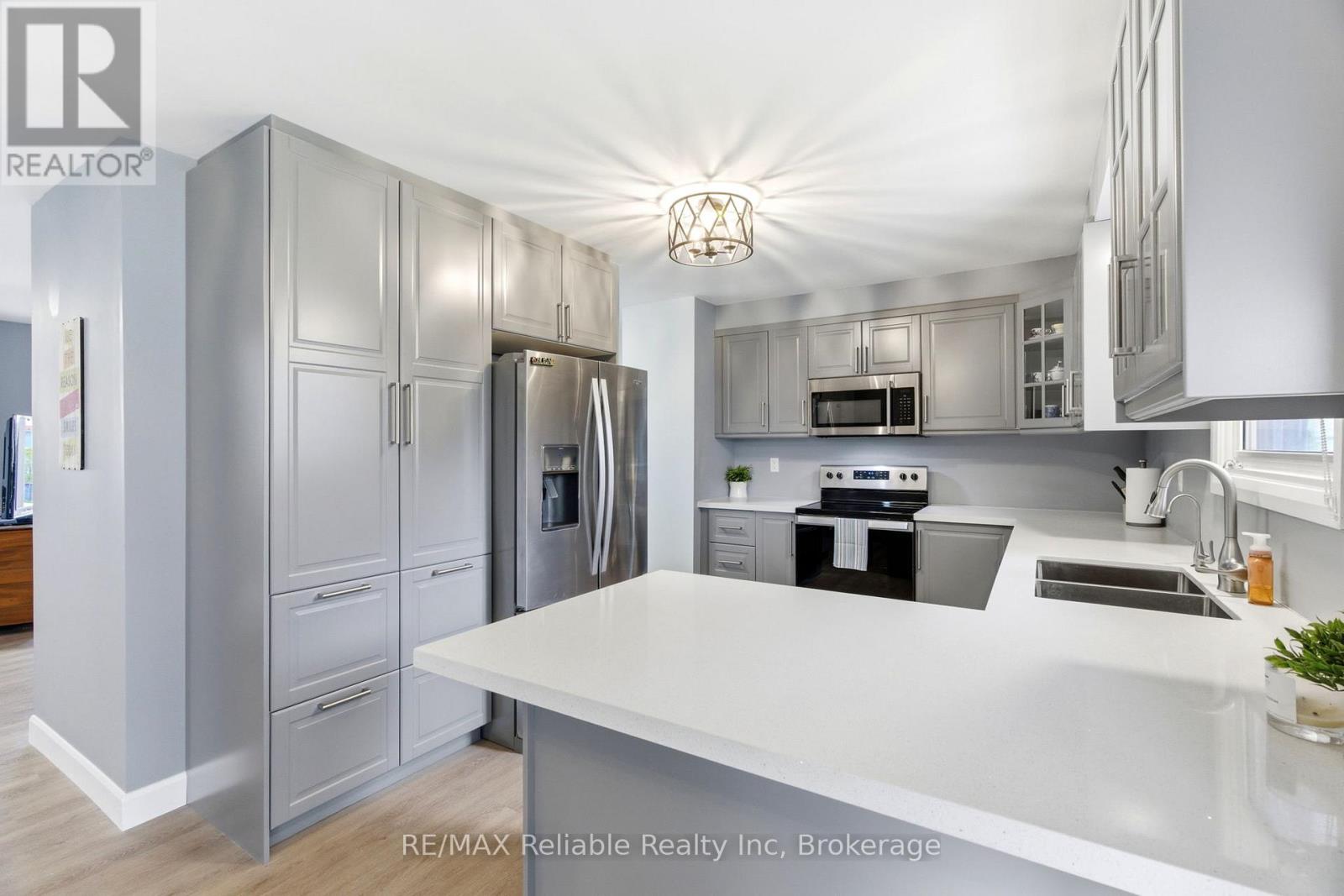 313 Krohmer Drive, Goderich, Ontario  N7A 4G8 - Photo 18 - X13083794