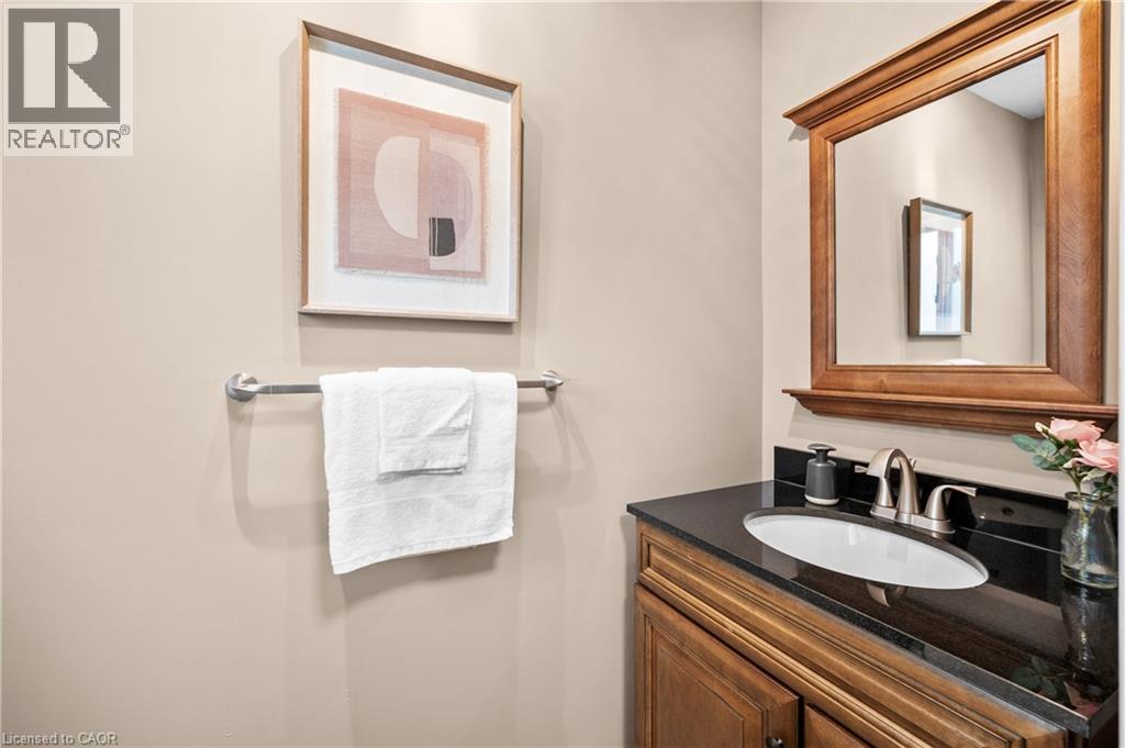610 Barton Street Unit# 12, Stoney Creek, Ontario  L8E 5V2 - Photo 3 - 40827181