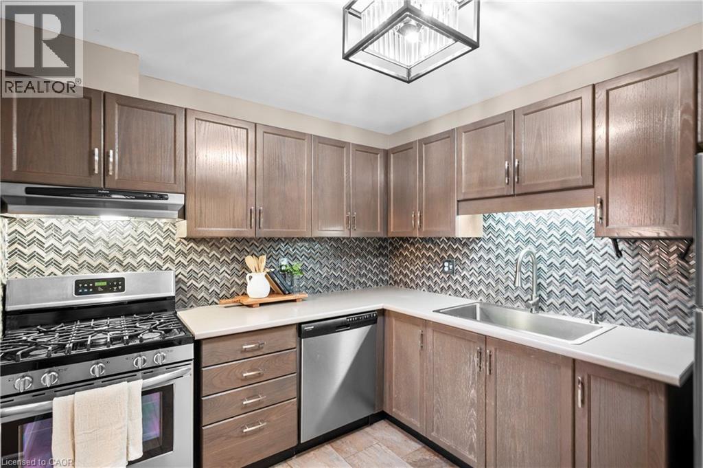610 Barton Street Unit# 12, Stoney Creek, Ontario  L8E 5V2 - Photo 4 - 40827181