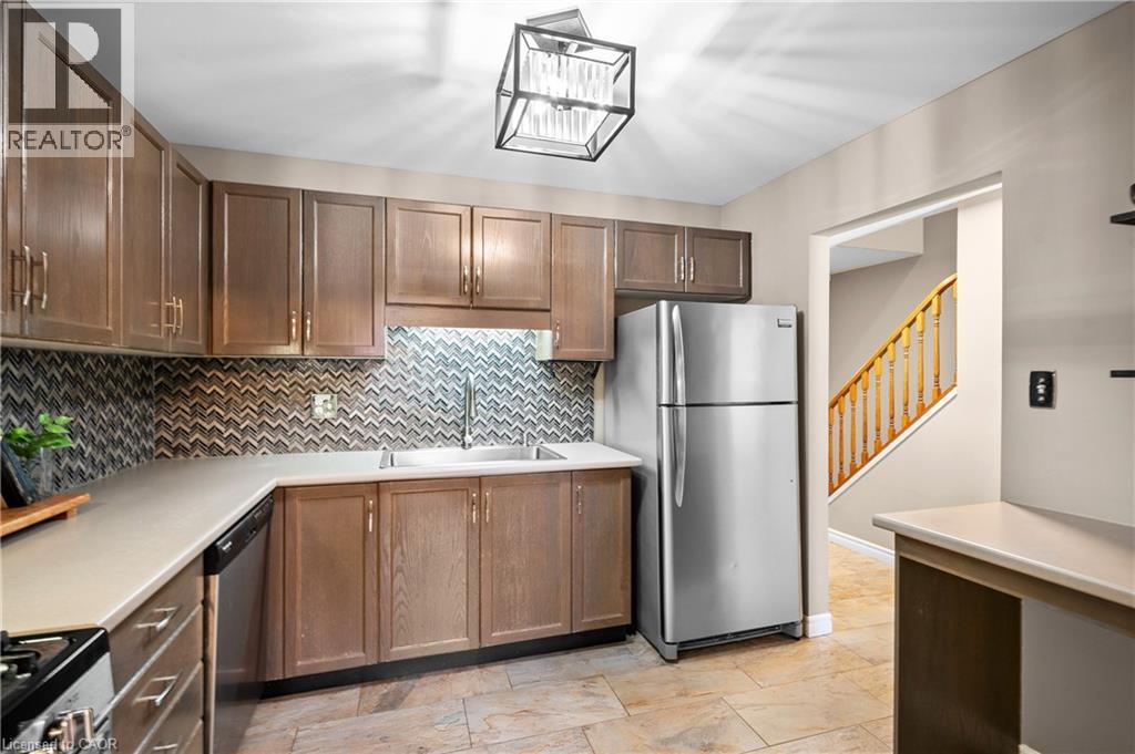 610 Barton Street Unit# 12, Stoney Creek, Ontario  L8E 5V2 - Photo 5 - 40827181