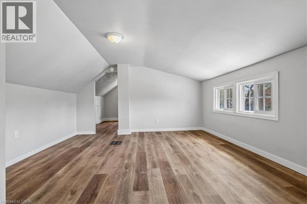 155 1/2 Lake Street, St. Catharines, Ontario  L2R 5Y5 - Photo 10 - 40827256