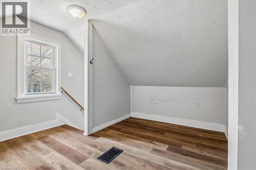 155 1/2 Lake Street, St. Catharines, Ontario  L2R 5Y5 - Photo 13 - 40827256