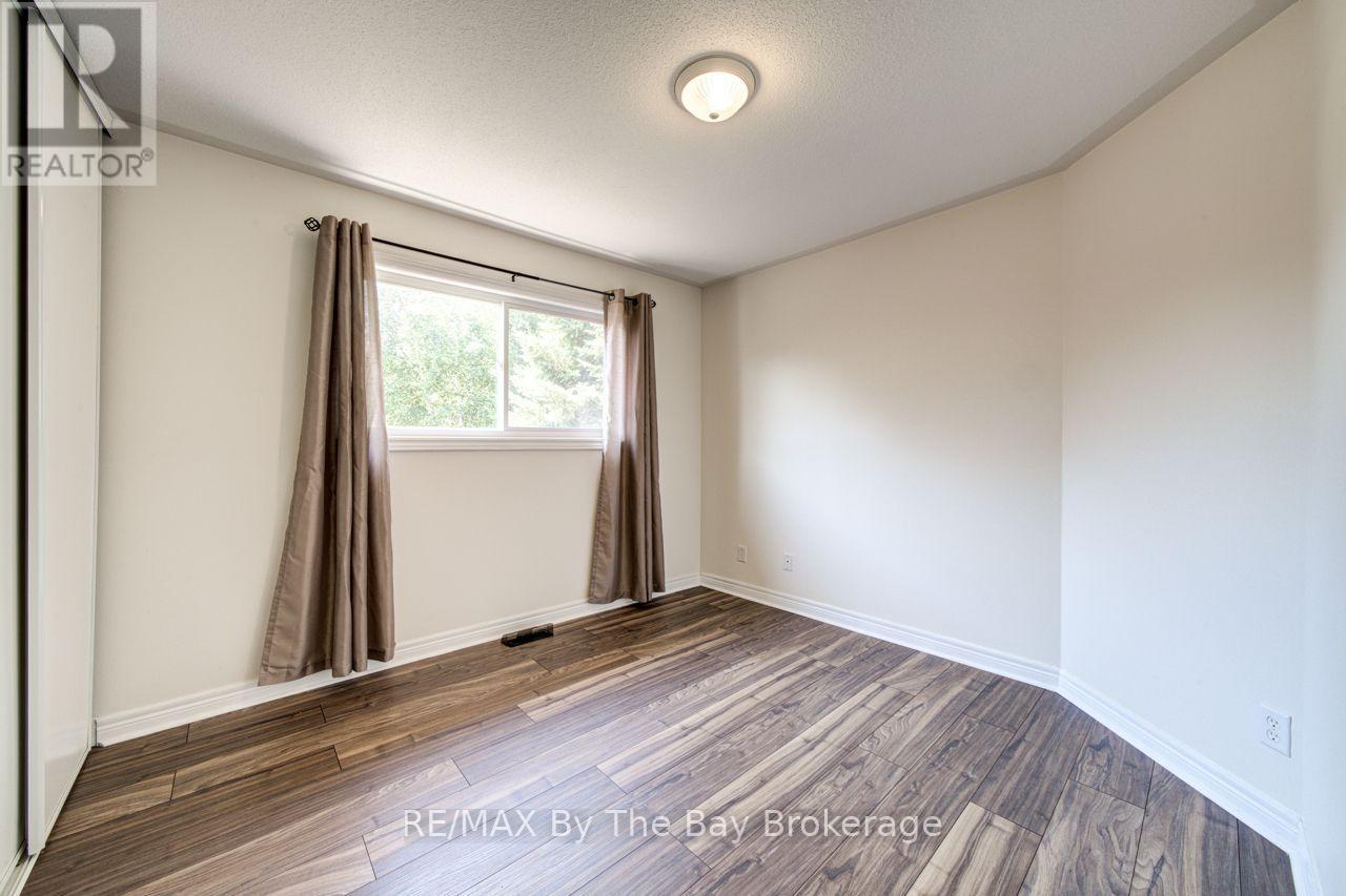 420 Ramblewood Drive, Wasaga Beach, Ontario  L9Z 1P3 - Photo 19 - S13085280