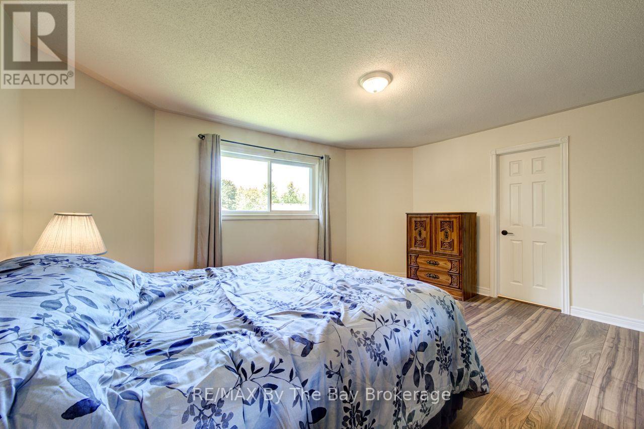 420 Ramblewood Drive, Wasaga Beach, Ontario  L9Z 1P3 - Photo 22 - S13085280