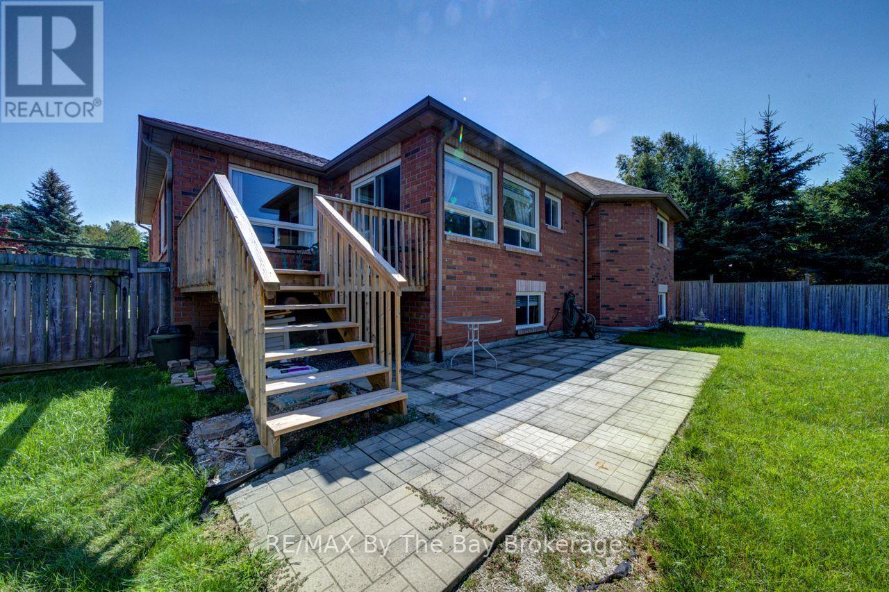 420 Ramblewood Drive, Wasaga Beach, Ontario  L9Z 1P3 - Photo 32 - S13085280