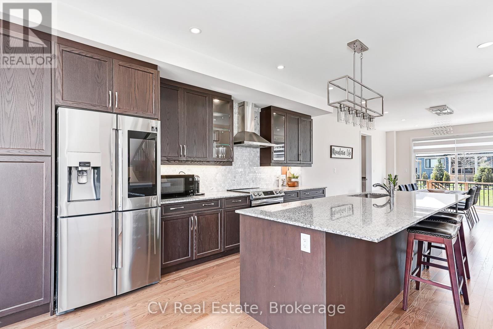 111 Stoneleigh Drive, Blue Mountains, Ontario  L9Y 4P5 - Photo 12 - X13085676