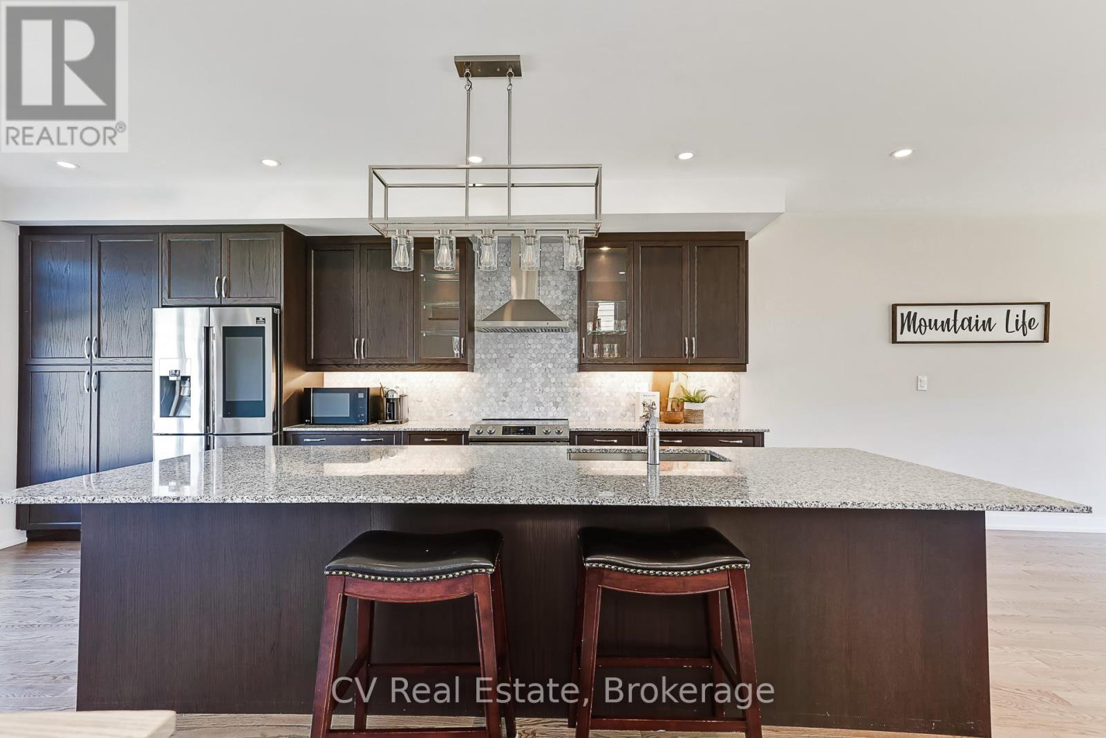 111 Stoneleigh Drive, Blue Mountains, Ontario  L9Y 4P5 - Photo 13 - X13085676