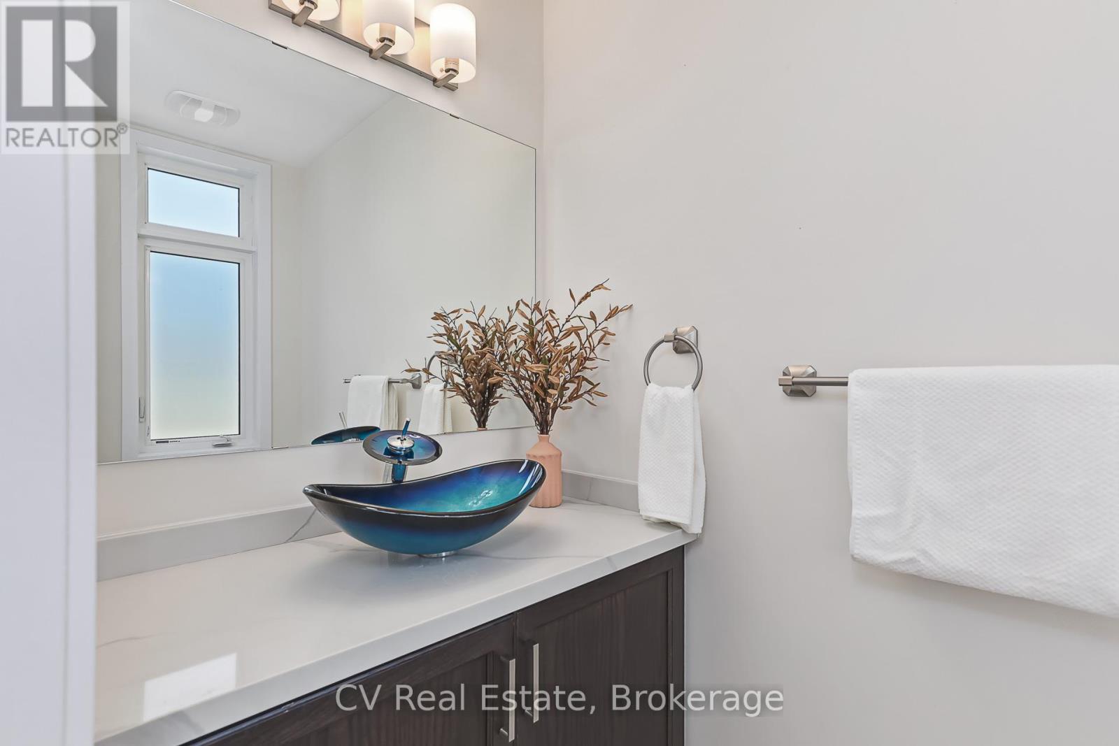 111 Stoneleigh Drive, Blue Mountains, Ontario  L9Y 4P5 - Photo 18 - X13085676
