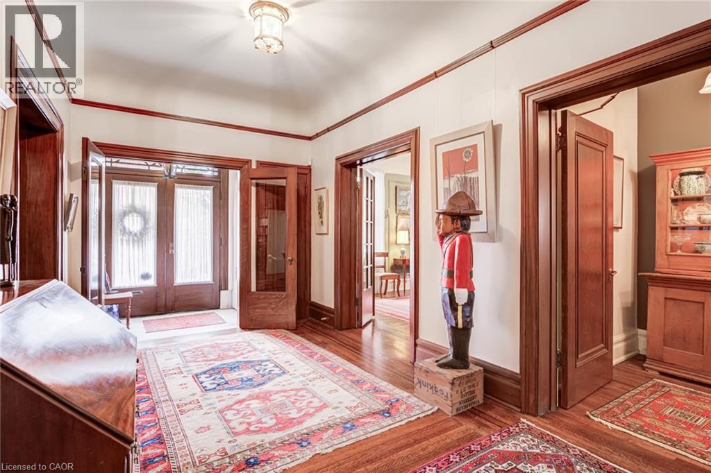 5 Undercliffe Avenue, Hamilton, Ontario  L8P 3G9 - Photo 12 - 40827274