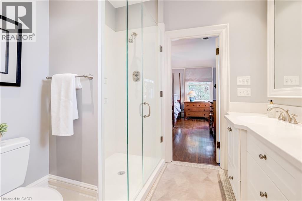 5 Undercliffe Avenue, Hamilton, Ontario  L8P 3G9 - Photo 25 - 40827274