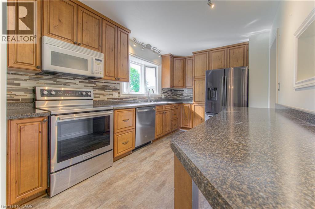 18 Gilston Parkway, Paris, Ontario  N3L 3K6 - Photo 12 - 40826694