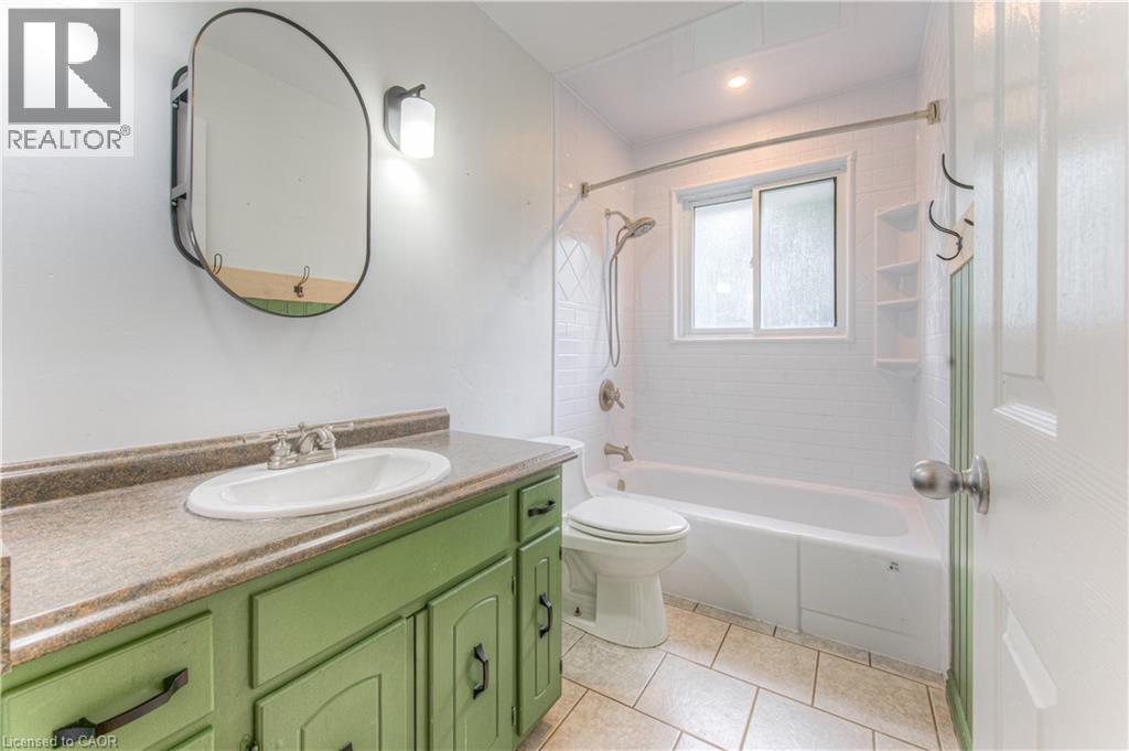 18 Gilston Parkway, Paris, Ontario  N3L 3K6 - Photo 17 - 40826694