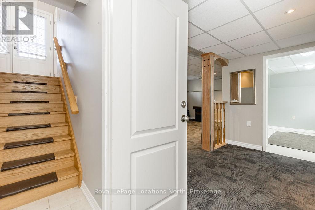 45 William Avenue, Wasaga Beach, Ontario  L9Z 2X3 - Photo 22 - S13085722