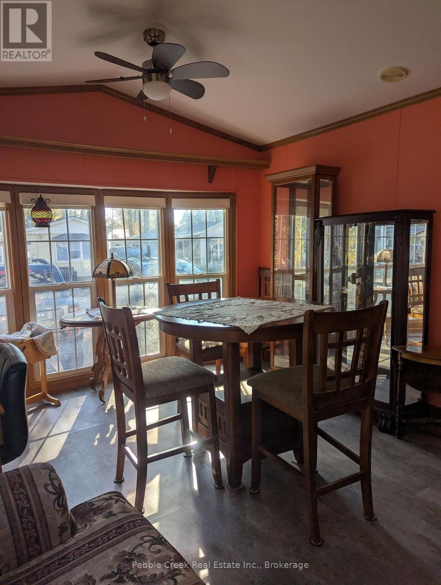 E8 Hickory - 77794 Orchard Line, Central Huron, Ontario  N0M 1G0 - Photo 2 - X13085760