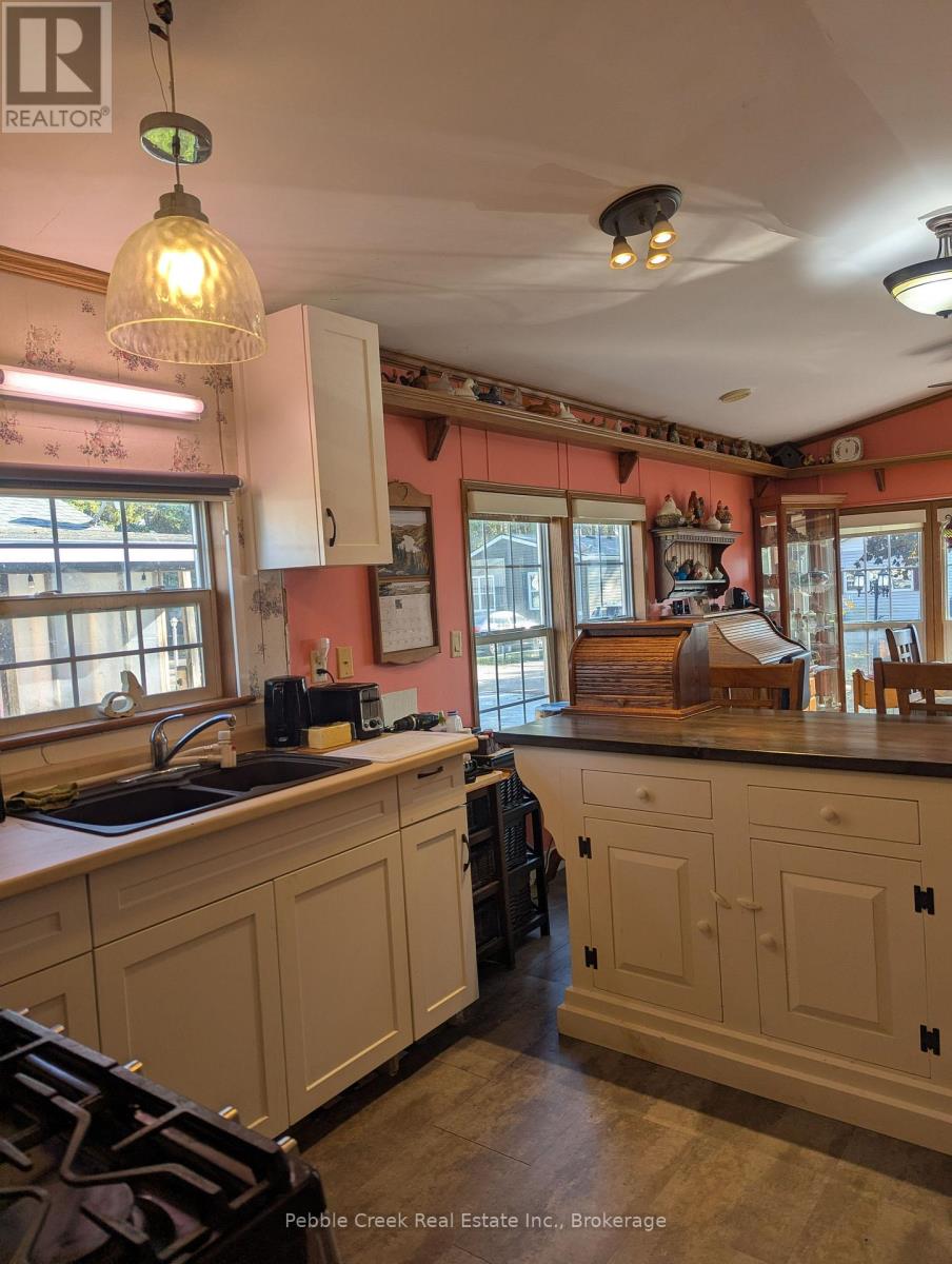 E8 Hickory - 77794 Orchard Line, Central Huron, Ontario  N0M 1G0 - Photo 7 - X13085760