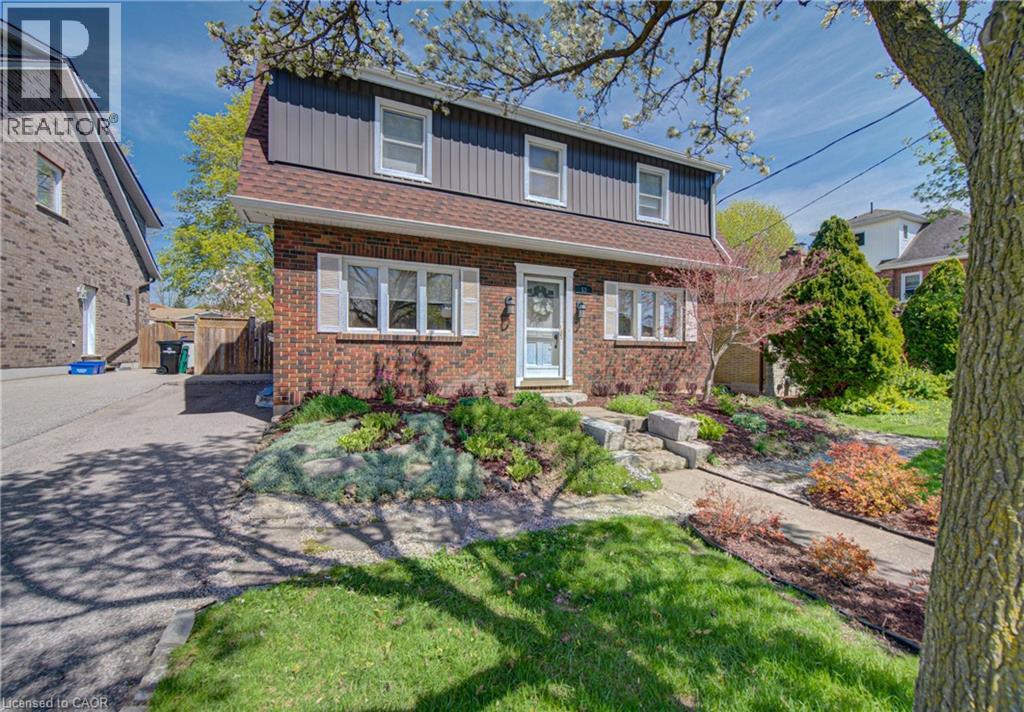 53 Lincoln Avenue, Cambridge, Ontario  N1R 4W6 - Photo 2 - 40826896