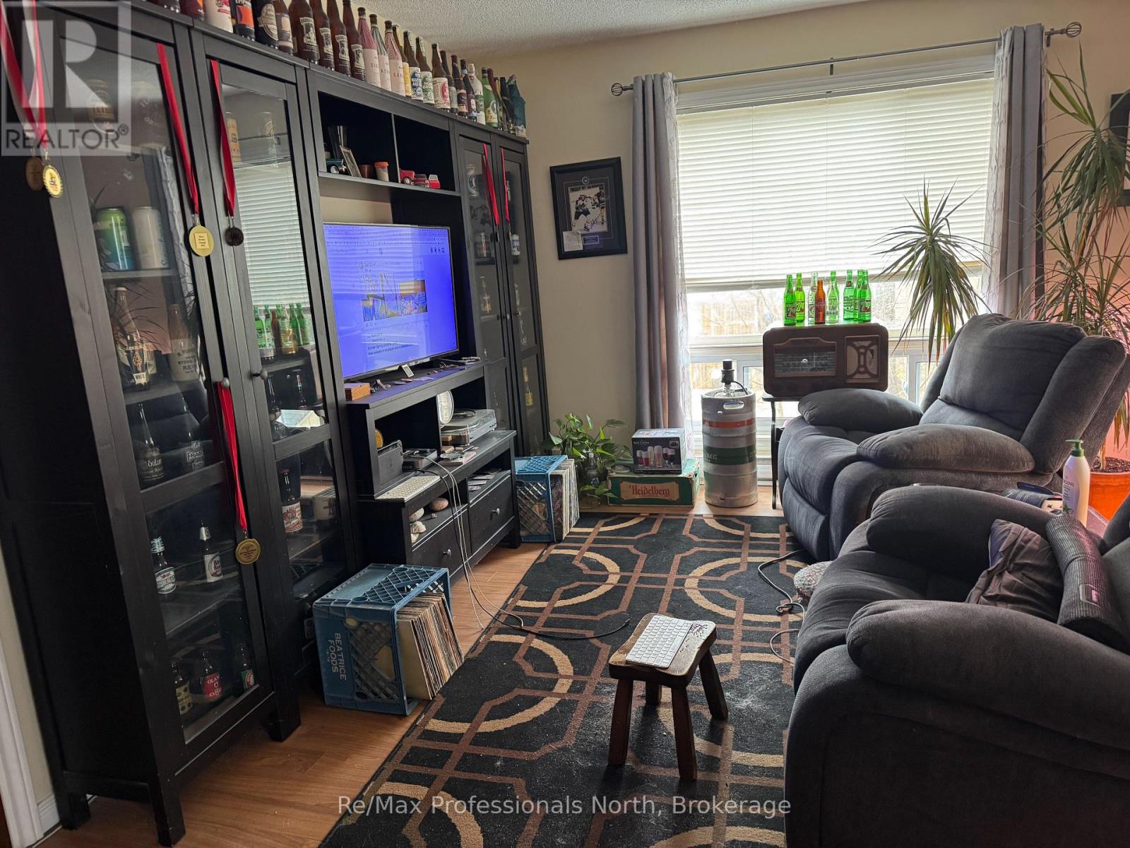 141 Hotchkiss Street, Gravenhurst, Ontario  P1P 1H6 - Photo 6 - X13085912