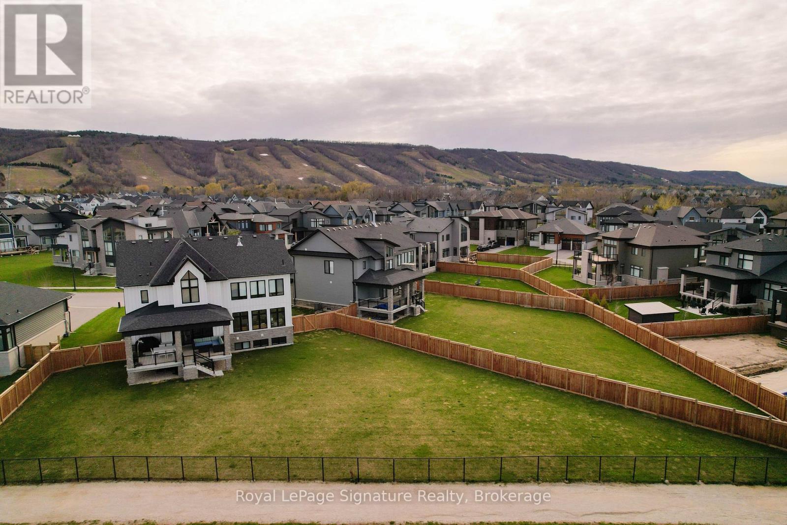 110 Cattail Crescent, Blue Mountains, Ontario  L9Y 5L3 - Photo 42 - X13086302