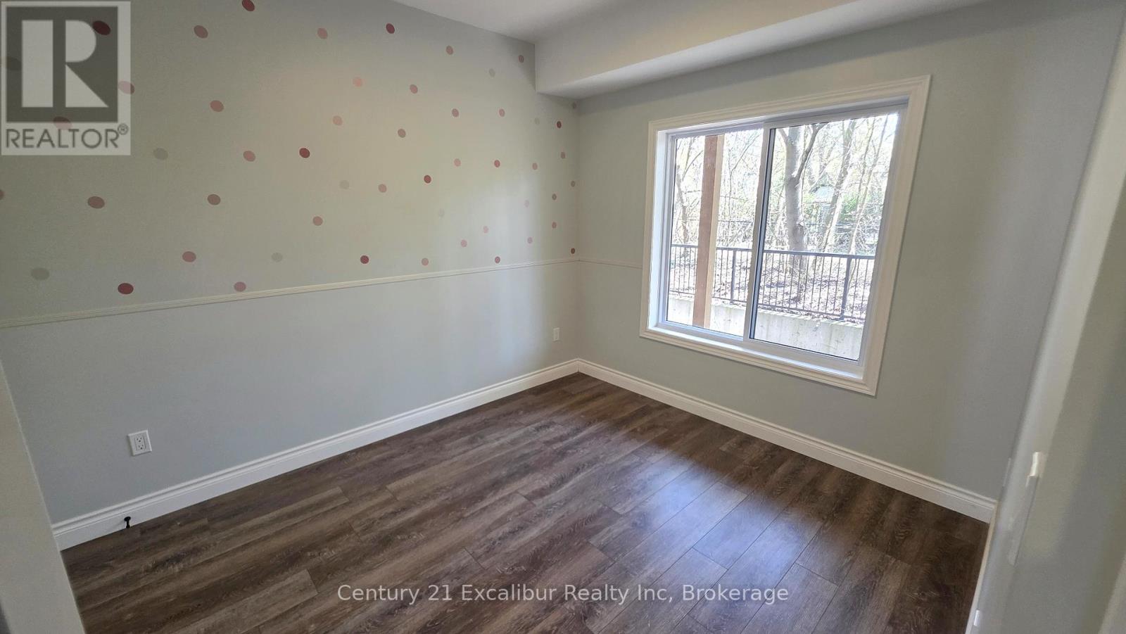 4b - 360 Queen Street E, Centre Wellington, Ontario  N1M 1T4 - Photo 4 - X13086572