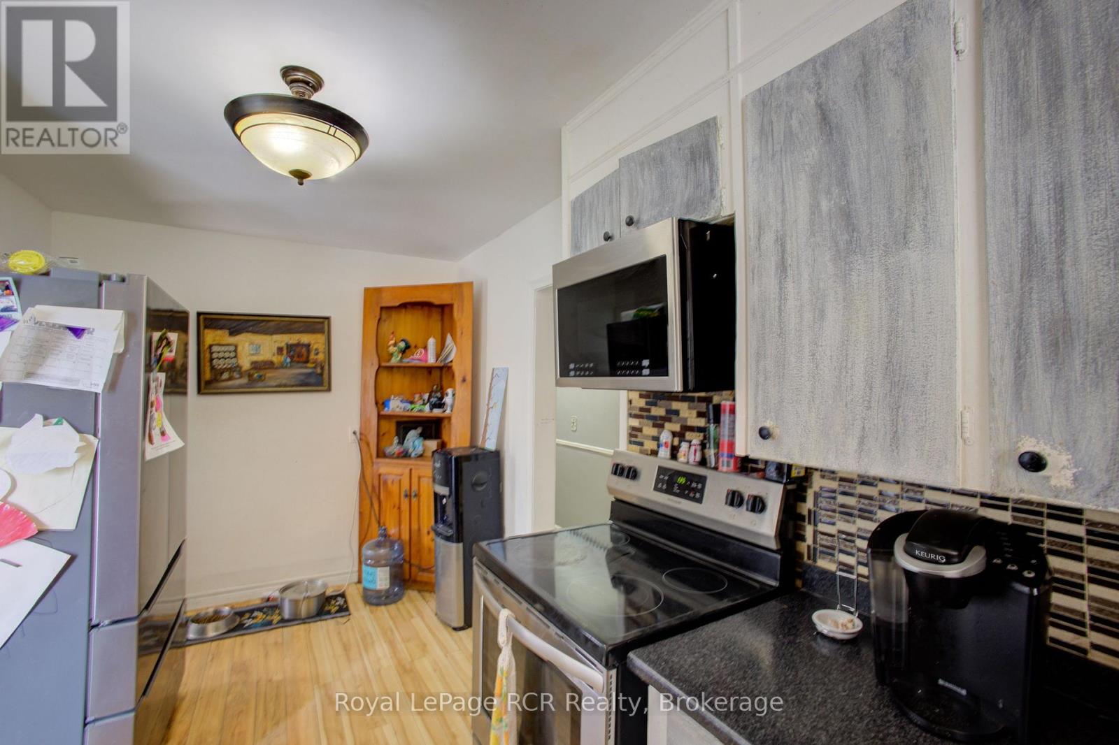 460 Domville Street, Wellington North, Ontario  N0G 1A0 - Photo 10 - X13086808