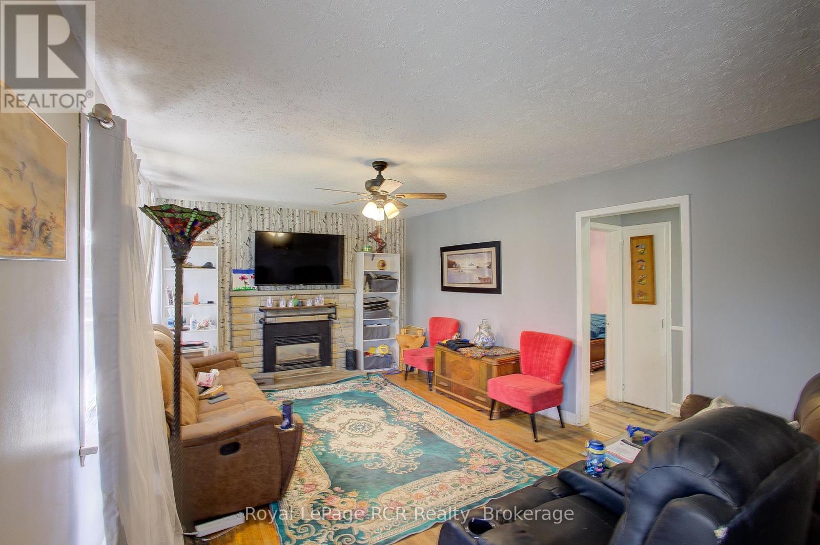 460 Domville Street, Wellington North, Ontario  N0G 1A0 - Photo 11 - X13086808