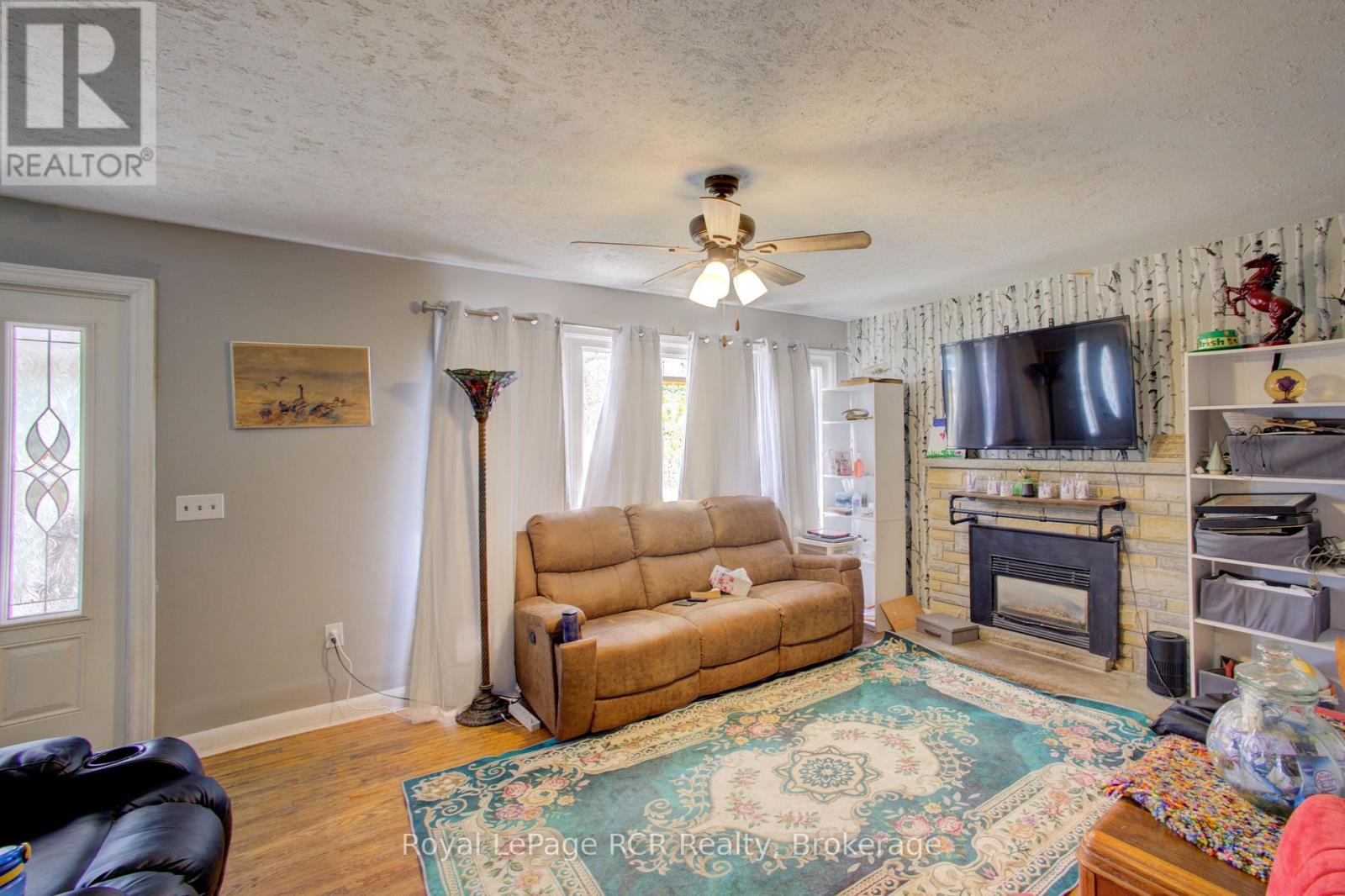 460 Domville Street, Wellington North, Ontario  N0G 1A0 - Photo 14 - X13086808