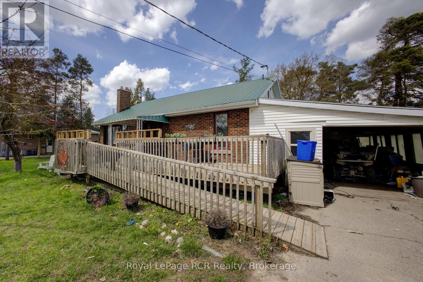 460 Domville Street, Wellington North, Ontario  N0G 1A0 - Photo 3 - X13086808