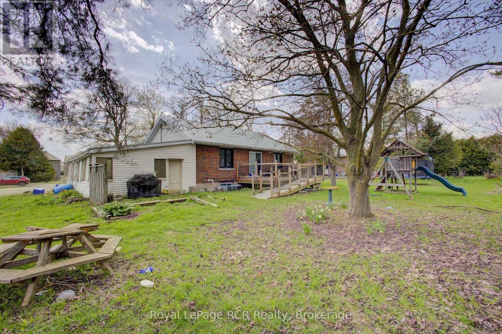 460 Domville Street, Wellington North, Ontario  N0G 1A0 - Photo 7 - X13086808