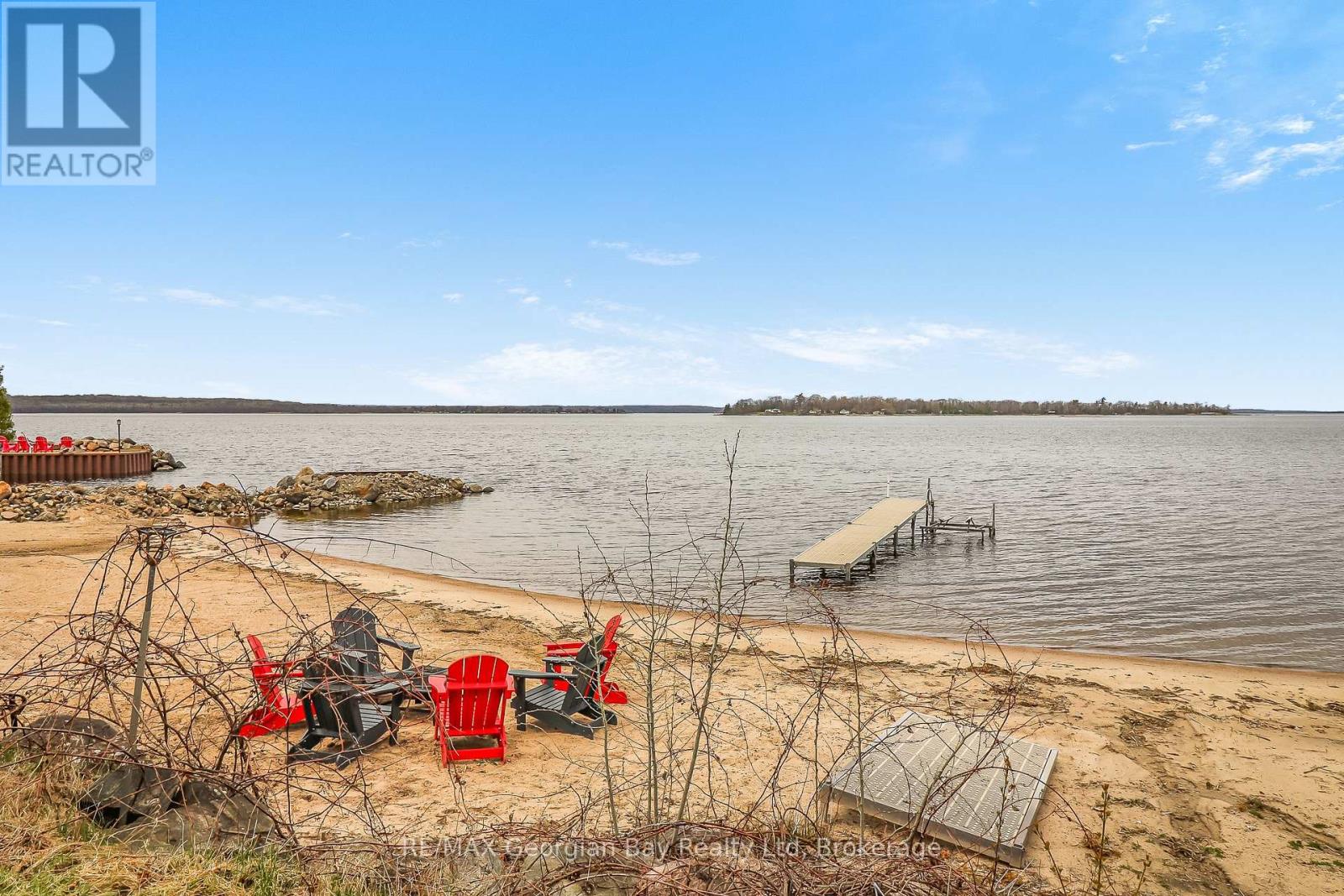 12 Robins Point Road, Tay, Ontario  L0K 2A0 - Photo 2 - S13087020