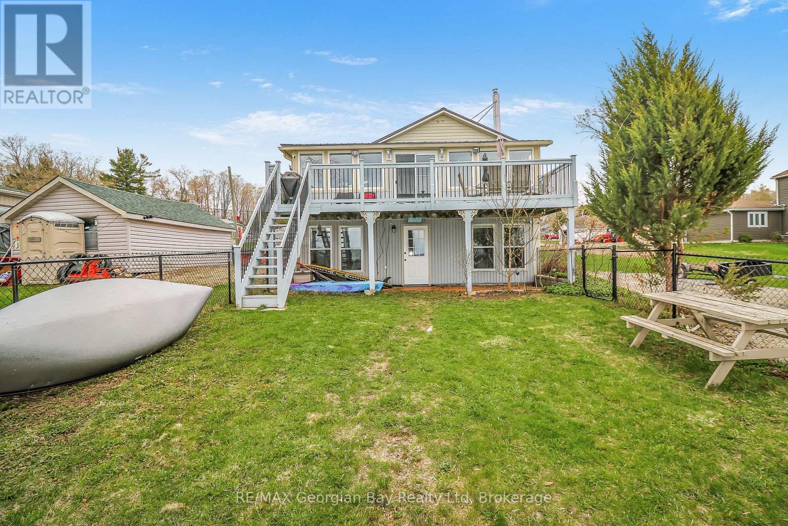 12 Robins Point Road, Tay, Ontario  L0K 2A0 - Photo 4 - S13087020