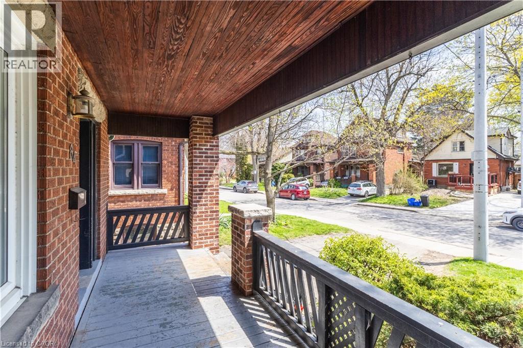 84 South Oval, Hamilton, Ontario  L8S 1R1 - Photo 3 - 40827455