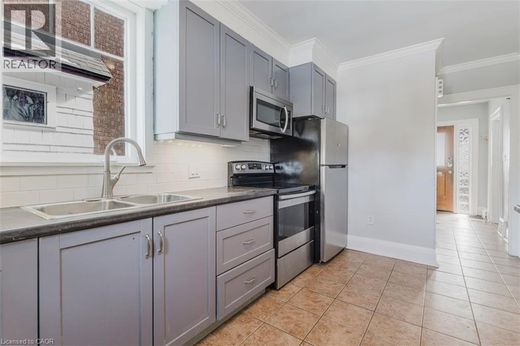 84 South Oval, Hamilton, Ontario  L8S 1R1 - Photo 7 - 40827455