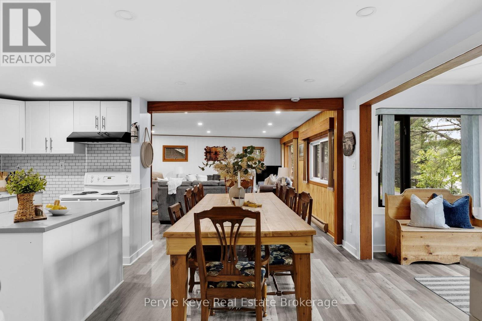 1025 & 1027 Big Island Road, Bracebridge, Ontario  P1L 1X1 - Photo 11 - X13088138