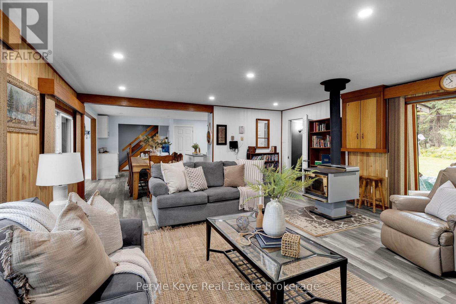 1025 & 1027 Big Island Road, Bracebridge, Ontario  P1L 1X1 - Photo 16 - X13088138