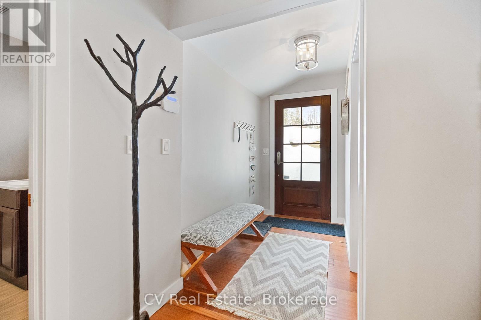 1166 Parkers Point Road, Gravenhurst, Ontario  P1P 1R2 - Photo 10 - X13088400
