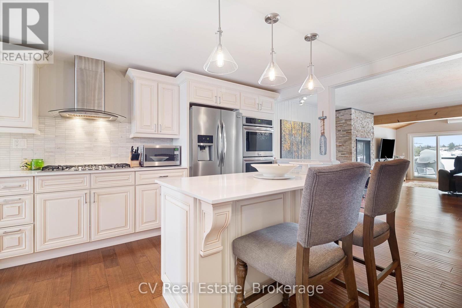 1166 Parkers Point Road, Gravenhurst, Ontario  P1P 1R2 - Photo 13 - X13088400