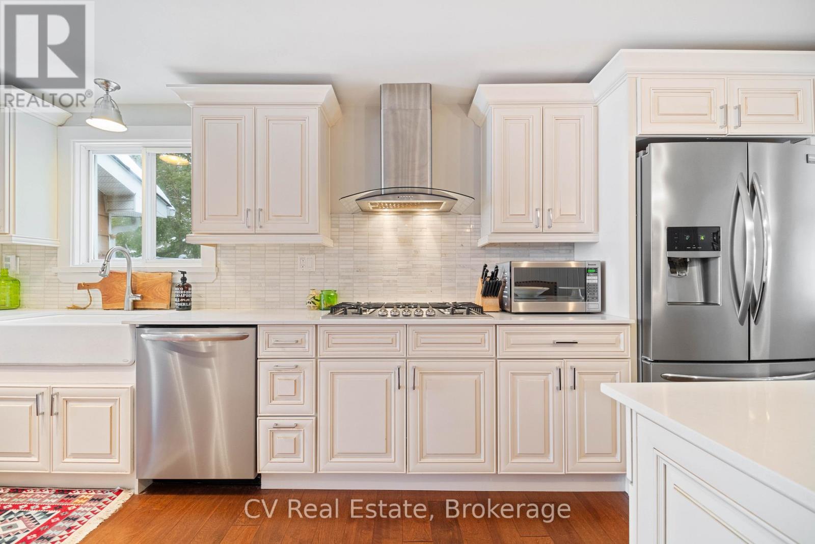 1166 Parkers Point Road, Gravenhurst, Ontario  P1P 1R2 - Photo 14 - X13088400