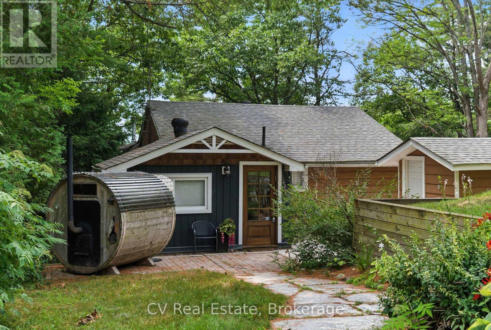 1166 Parkers Point Road, Gravenhurst, Ontario  P1P 1R2 - Photo 9 - X13088400