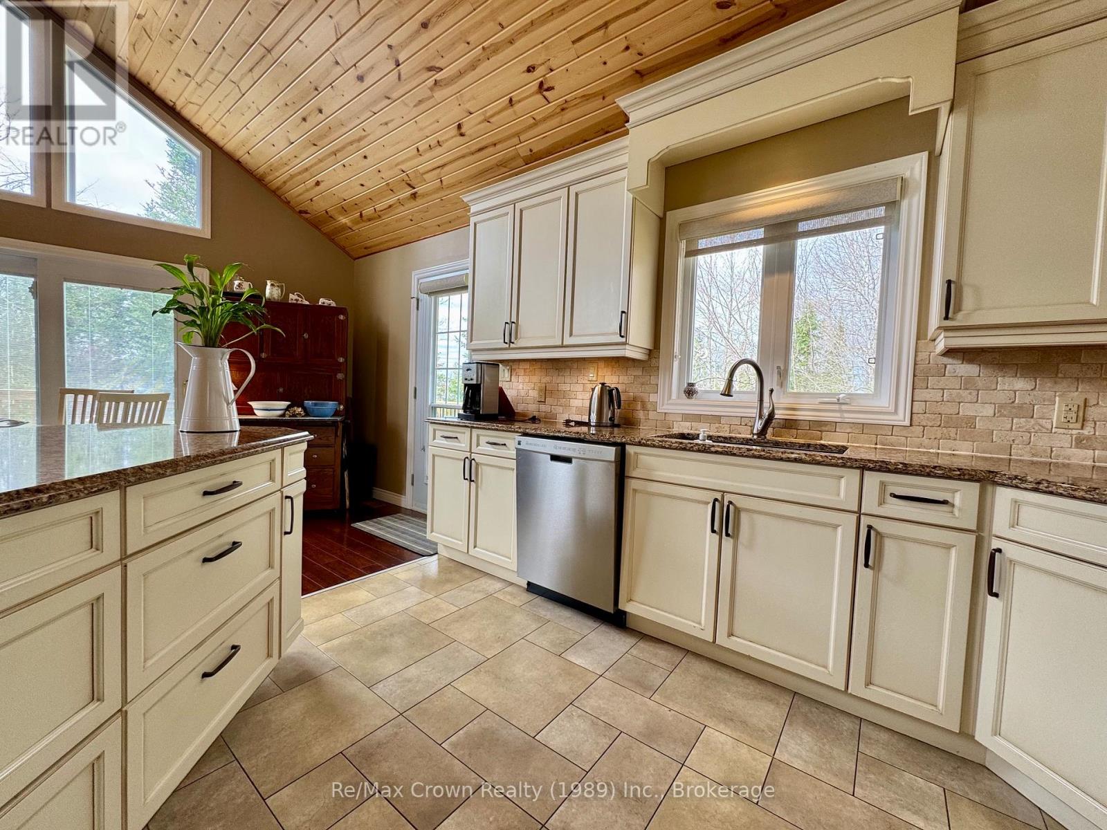 181 North Shore Drive, Parry Sound Remote Area, Ontario  P0H 2R0 - Photo 14 - X13088526
