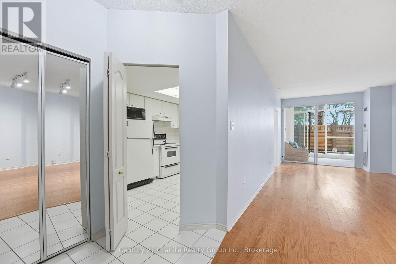 180 - 1 Greystone Walk Drive, Toronto, Ontario  M1K 5J3 - Photo 6 - E13088624