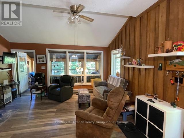 1052 Kensington Road, Dysart Et Al, Ontario  K0M 1S0 - Photo 10 - X13088616
