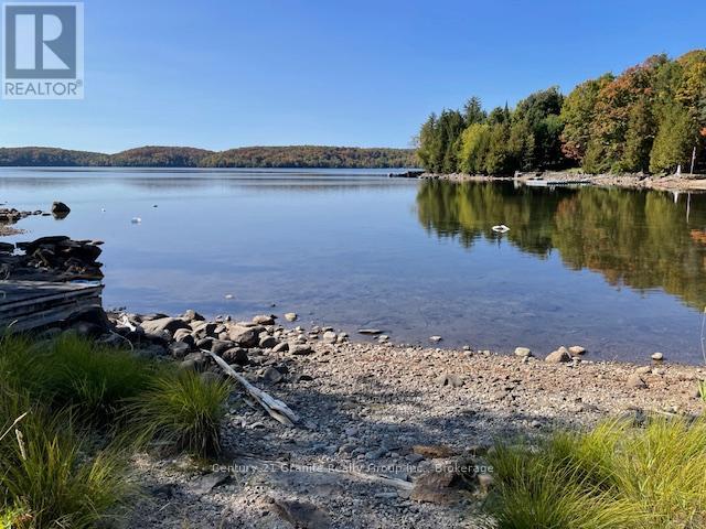 1052 Kensington Road, Dysart Et Al, Ontario  K0M 1S0 - Photo 2 - X13088616