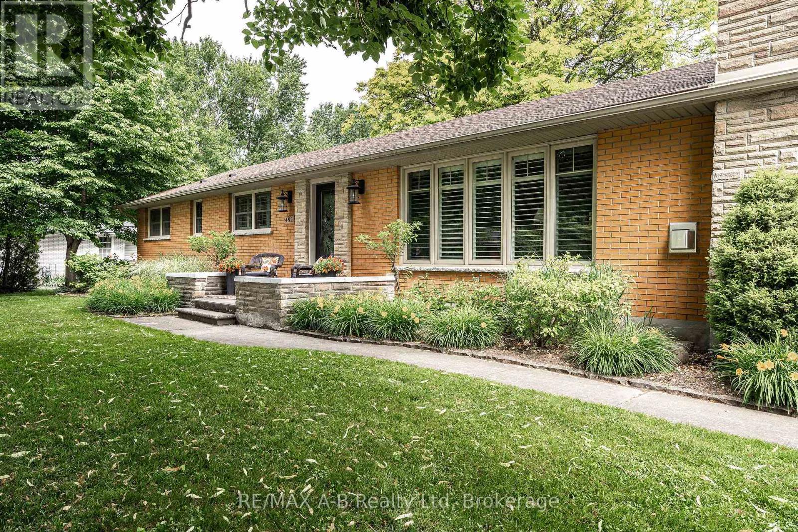 491 Elizabeth Street, St. Marys, Ontario  N4X 1B6 - Photo 4 - X13088774