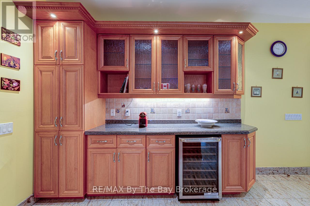 126 29th Street N, Wasaga Beach, Ontario  L9Z 2C9 - Photo 10 - S13089208