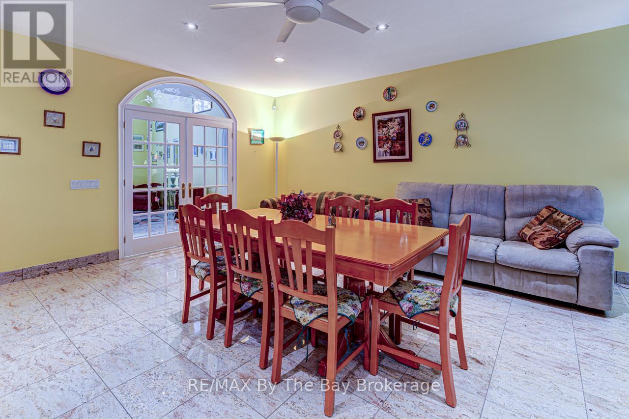 126 29th Street N, Wasaga Beach, Ontario  L9Z 2C9 - Photo 13 - S13089208