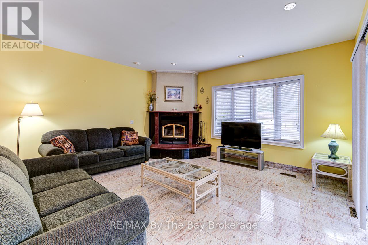 126 29th Street N, Wasaga Beach, Ontario  L9Z 2C9 - Photo 15 - S13089208