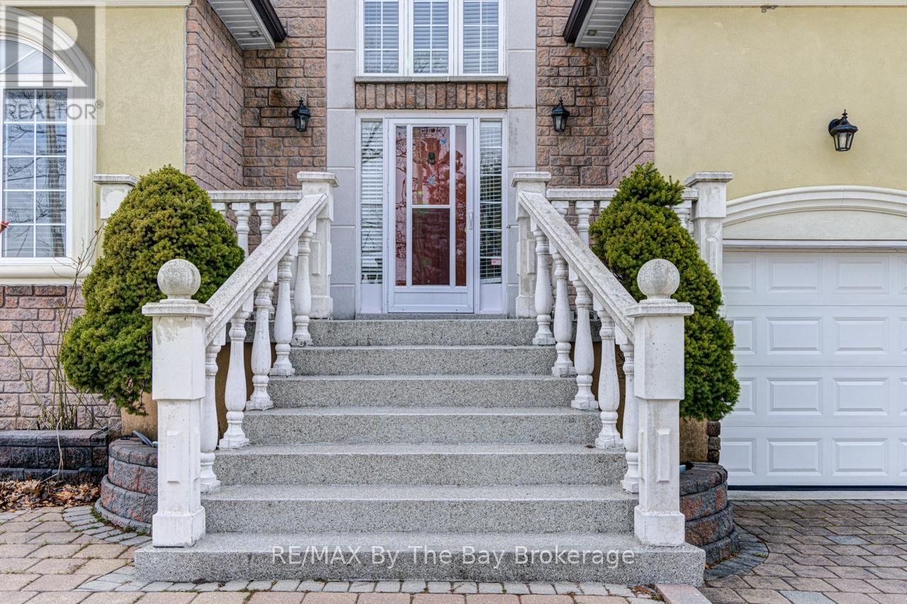 126 29th Street N, Wasaga Beach, Ontario  L9Z 2C9 - Photo 2 - S13089208