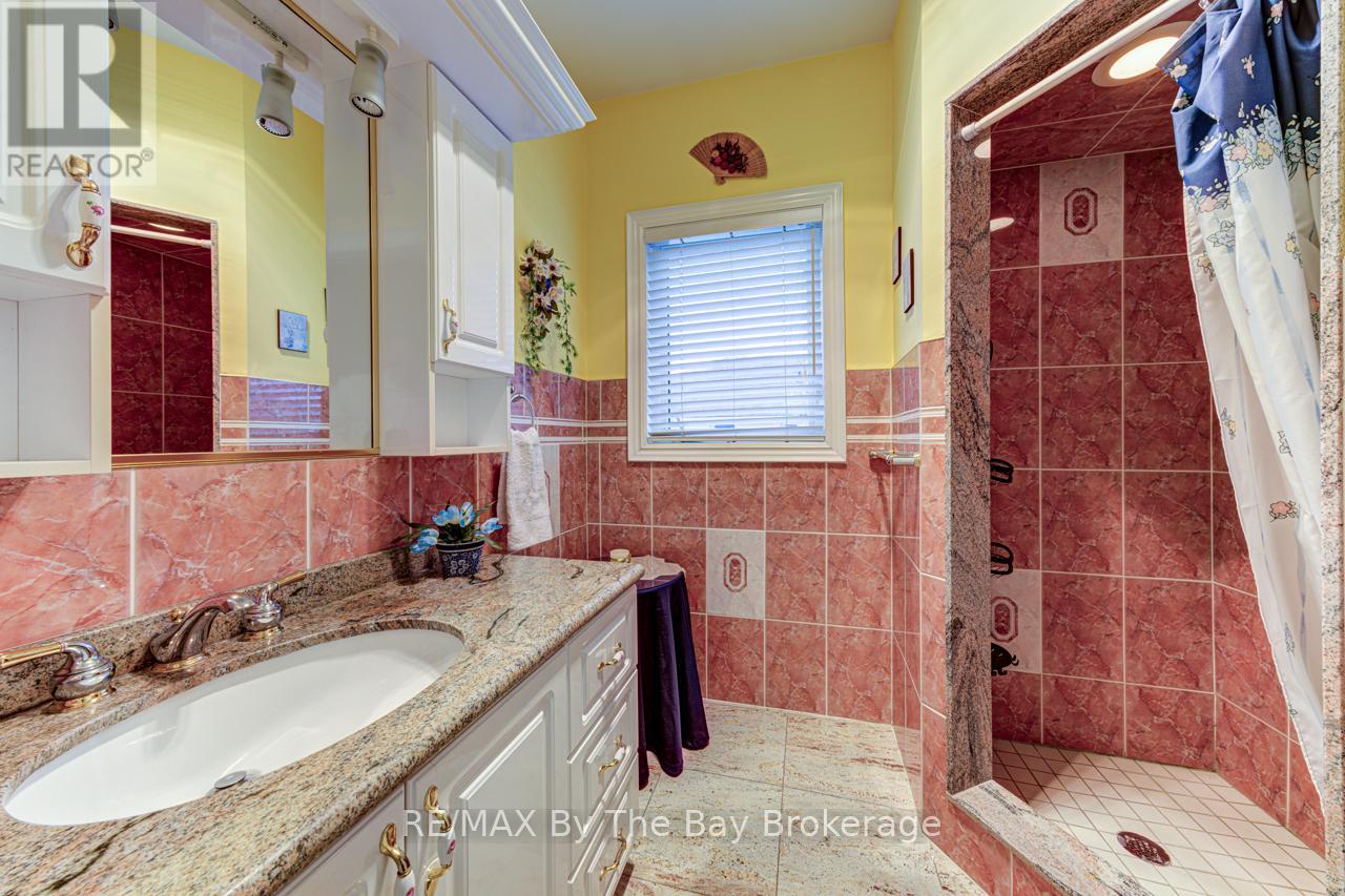 126 29th Street N, Wasaga Beach, Ontario  L9Z 2C9 - Photo 31 - S13089208
