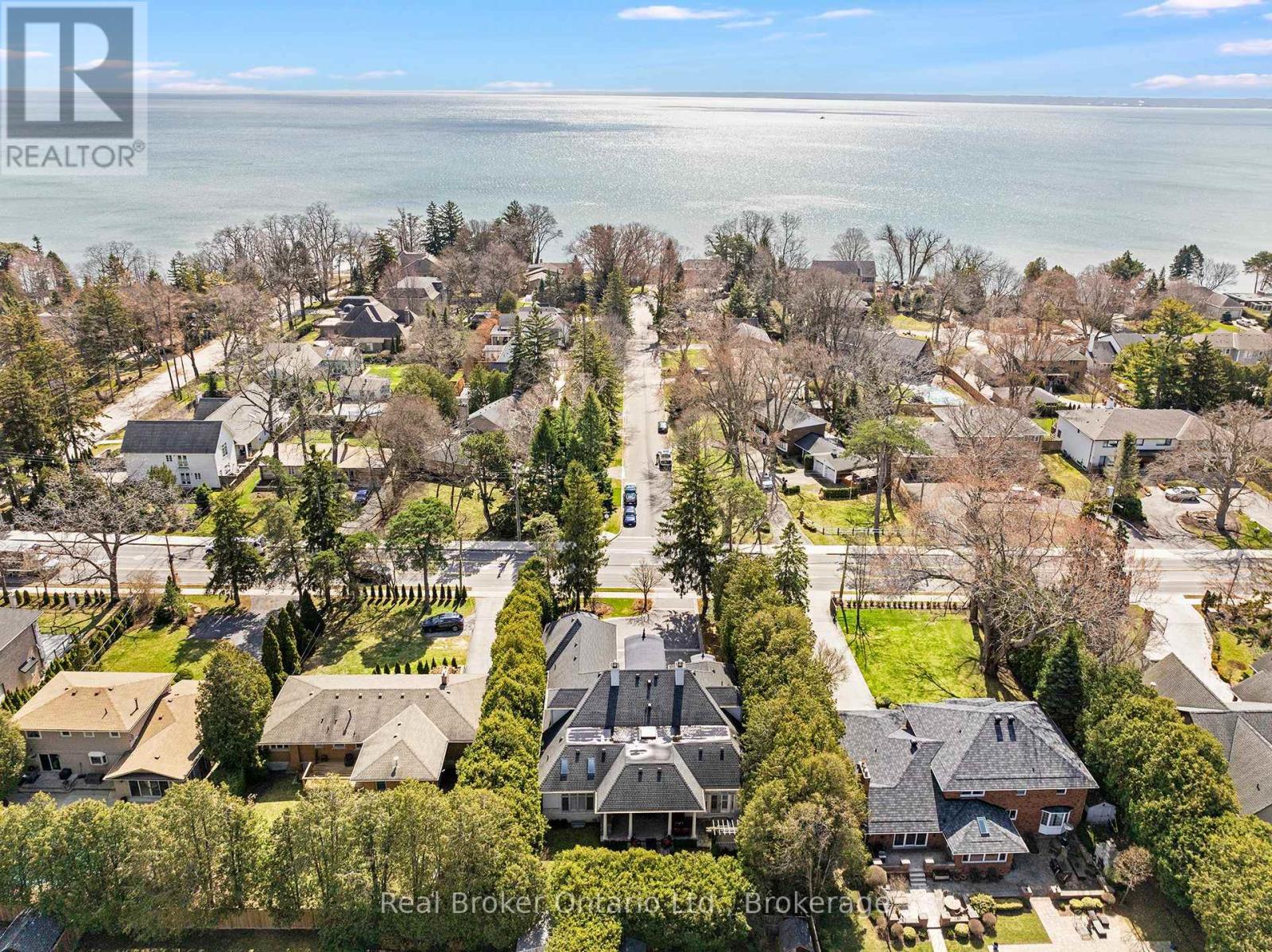 4507 Lakeshore Road, Burlington, Ontario  L7L 1B3 - Photo 2 - W13089140